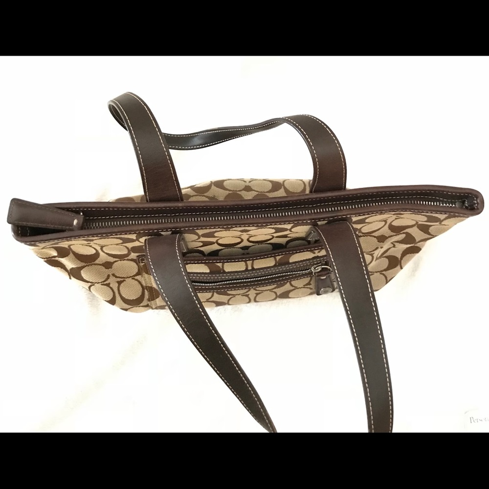 Coach Shoulder Bag - Picture 4 of 5